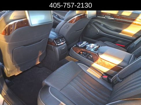Used 2018 Genesis G90 5.0 Ultimate image 6