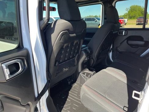 Used 2021 Jeep Gladiator Rubicon w/ LED Lighting Group AWD/4WD image 24