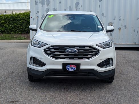 Certified 2021 Ford Edge Titanium FWD image 9