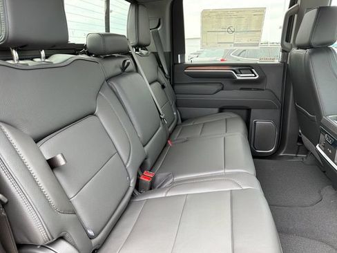 New 2026 GMC Sierra 2500 Denali w/ Denali Reserve Package AWD/4WD image 23