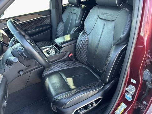 Used 2022 Jeep Grand Cherokee Summit w/ Luxury Tech Group V AWD/4WD image 22