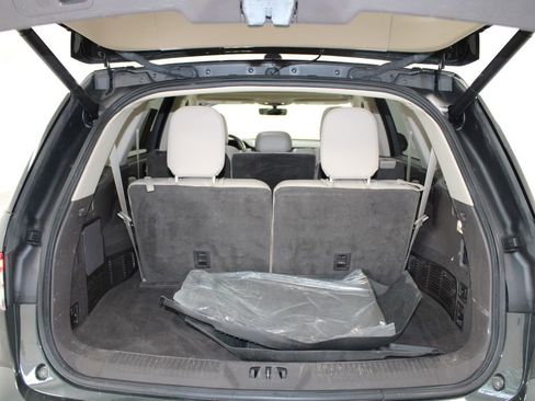 Used 2023 Lincoln Aviator Reserve w/ Equipment Group 201A image 16