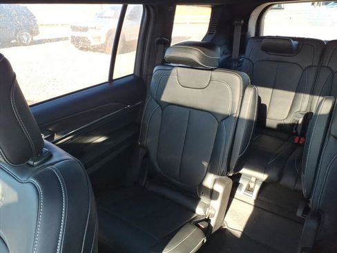 New 2025 Jeep Grand Cherokee L Overland w/ Trailer Tow Package image 7