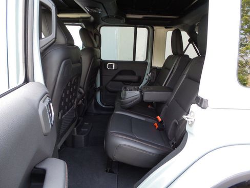 Used 2023 Jeep Wrangler Unlimited Rubicon 392 AWD/4WD image 44