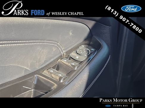 Certified 2018 Ford Edge Titanium w/ Technology Package image 17