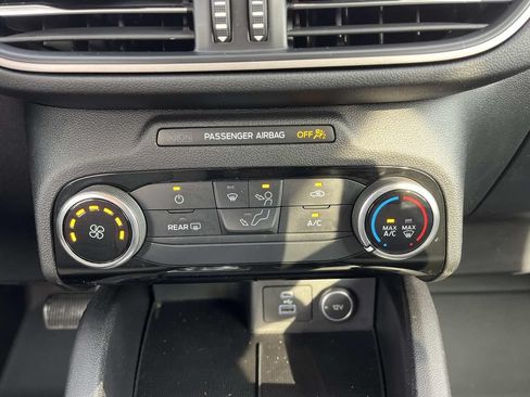 Used 2021 Ford Escape SE AWD/4WD image 15