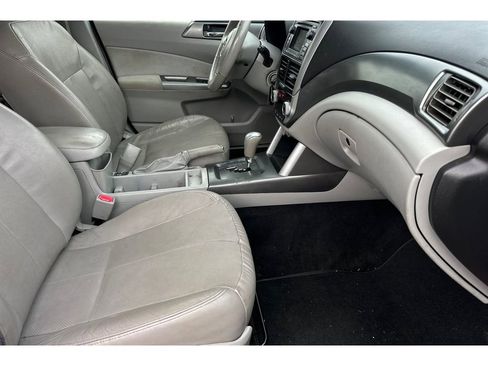 Used 2013 Subaru Forester 2.5XT Touring w/ Popular Pkg 2 image 16