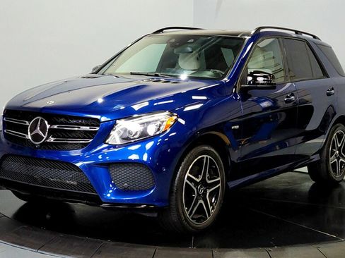 Used 2018 Mercedes-Benz GLE 43 AMG 4MATIC w/ Premium 3 Package image 3