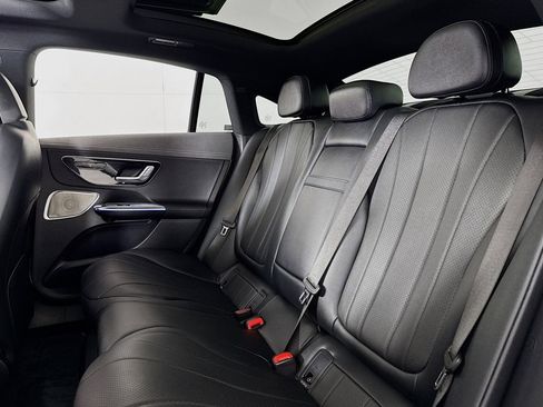 Certified 2023 Mercedes-Benz EQE 350+ 4MATIC Sedan w/ Exclusive Trim Package image 9