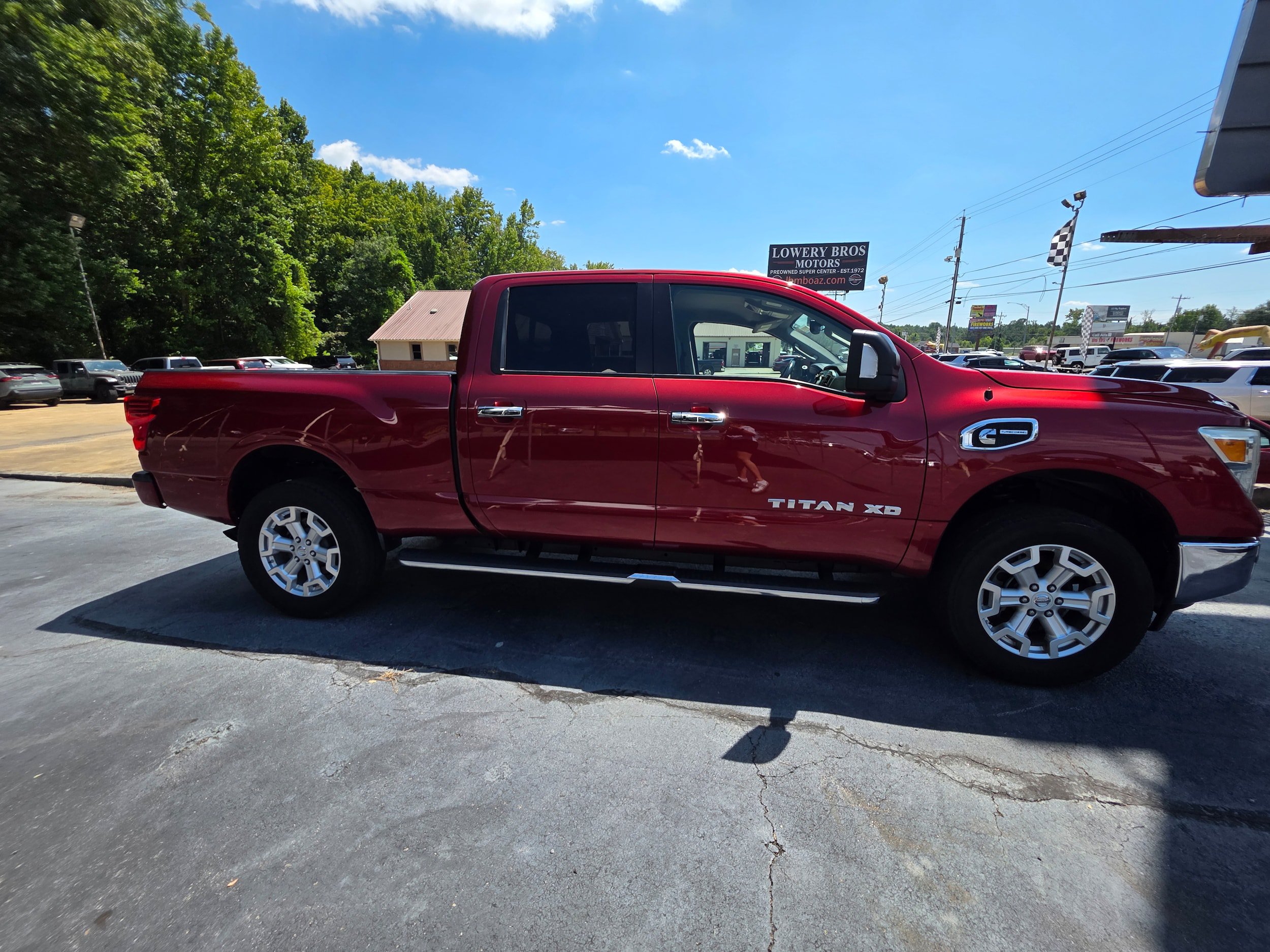Used 2016 Nissan Titan SV AWD/4WD image 4