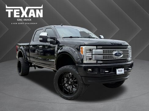 Used 2019 Ford F250 Platinum w/ Platinum Ultimate Package AWD/4WD image 1