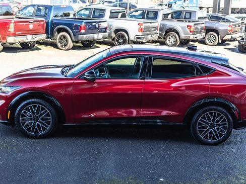 Used 2024 Ford Mustang Mach-E Premium image 12