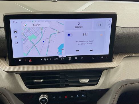 Used 2025 Ford Explorer Active image 17