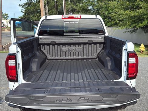 New 2026 GMC Canyon Denali AWD/4WD image 22