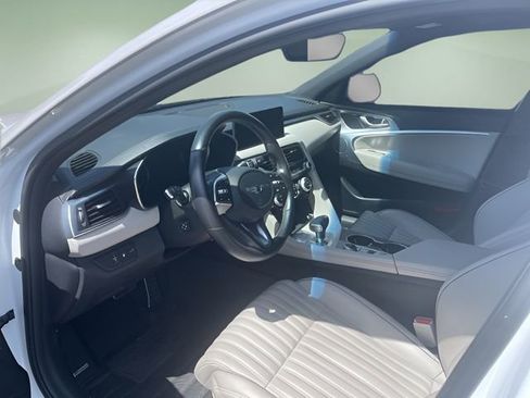 Used 2022 Genesis G70 3.3T w/ Sport Advanced Package image 14