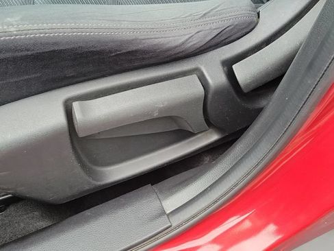 Used 2016 Nissan Rogue S FWD image 18