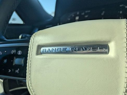 Used 2025 Land Rover Range Rover SE image 30