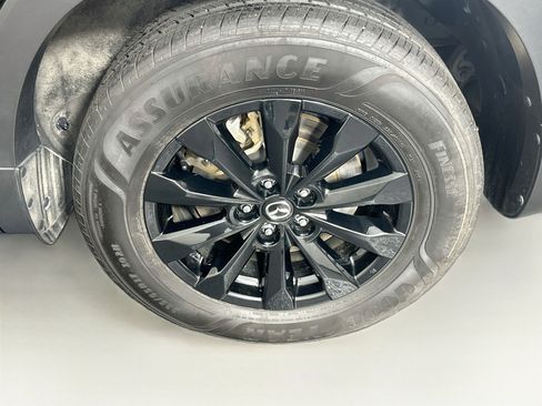 Used 2025 MAZDA CX-50 AWD 2.5 S w/ Premium Package image 11