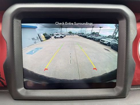 Used 2020 Jeep Wrangler Unlimited Rubicon AWD/4WD image 19
