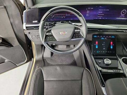 New 2026 Cadillac Escalade Sport w/ Touring Package AWD/4WD image 17