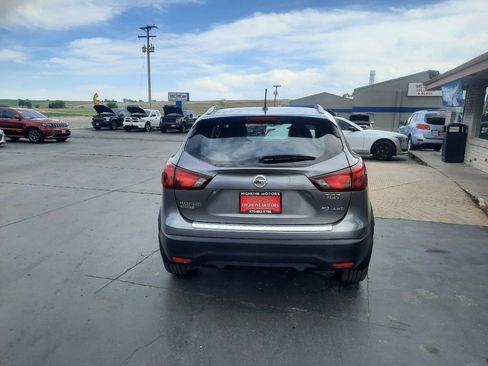 Used 2017 Nissan Rogue Sport SL w/ SL Premium Package AWD/4WD image 3