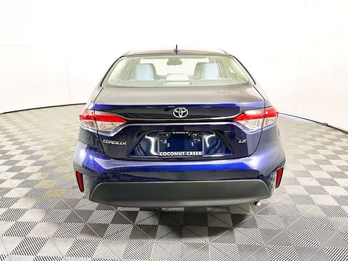 Used 2024 Toyota Corolla LE image 4