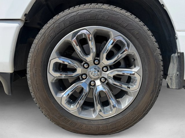 Used 2023 RAM 1500 Laramie AWD/4WD image 26