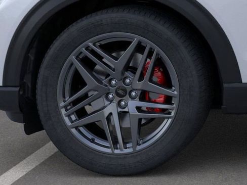 New 2026 Ford Explorer ST-Line w/ ST-Line Street Pack image 19