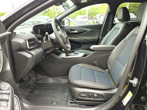 New 2026 Buick Envista Sport Touring w/ Convenience I Package FWD image 9