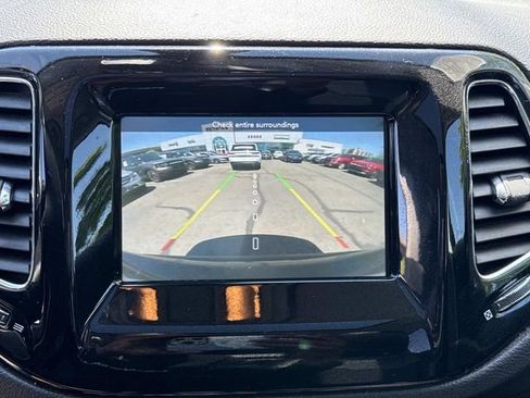 Certified 2019 Jeep Compass Latitude AWD/4WD image 24