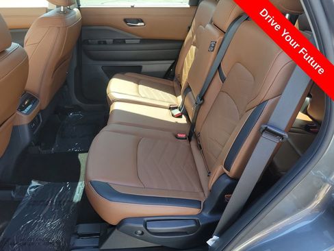 Used 2024 Nissan Pathfinder Platinum w/ Cargo Package FWD image 27