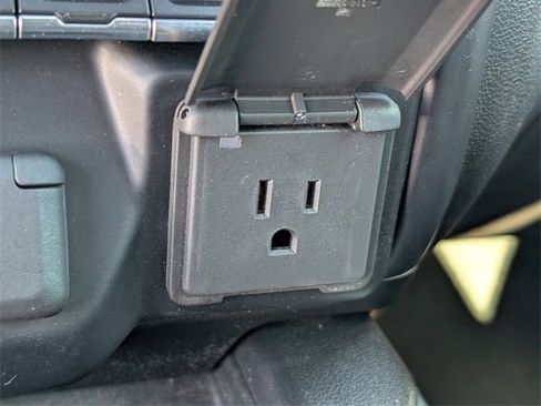 Used 2020 GMC Sierra 1500 AT4 w/ AT4 Premium Package image 18