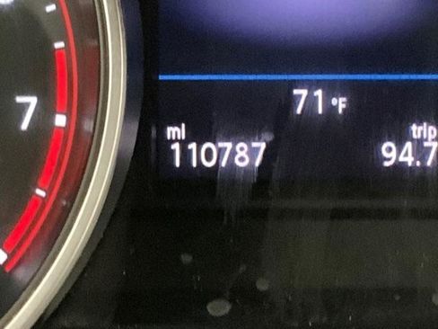 Used 2019 Volkswagen Tiguan SE image 26