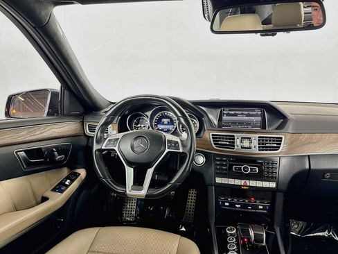 Used 2014 Mercedes-Benz E 63 AMG 4MATIC Sedan image 24