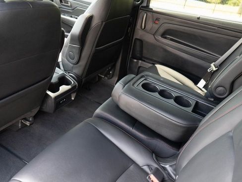 Used 2025 Honda Odyssey Sport-L image 21