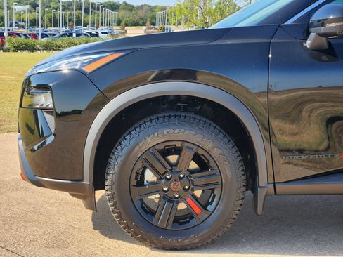 New 2026 Nissan Rogue SV w/ Rock Creek Premium Package AWD/4WD image 10