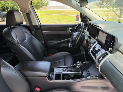 Used 2022 Kia Sorento S AWD/4WD image 28