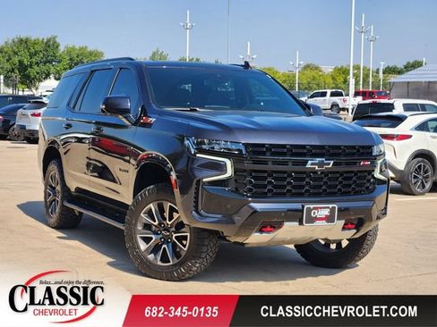 Used 2024 Chevrolet Tahoe Z71 w/ Luxury Package AWD/4WD image 1