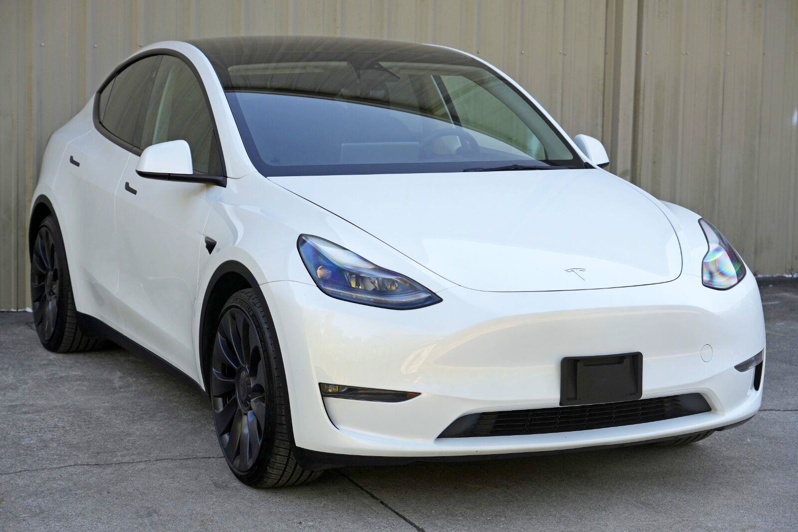 Used 2023 Tesla Model Y Performance AWD/4WD image 55