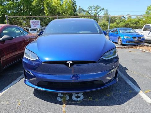 Used 2024 Tesla Model X image 3