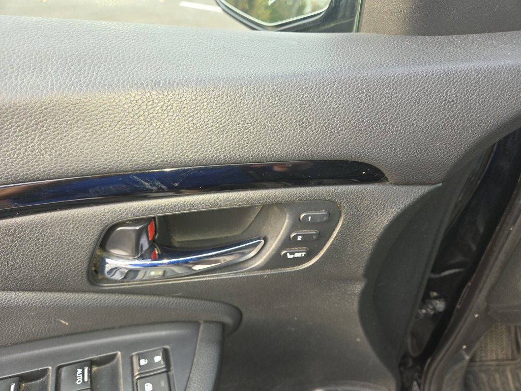 Used 2016 Honda Pilot Touring image 22