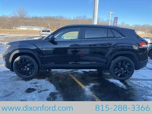 New 2026 Volkswagen Atlas Cross Sport SE image 4