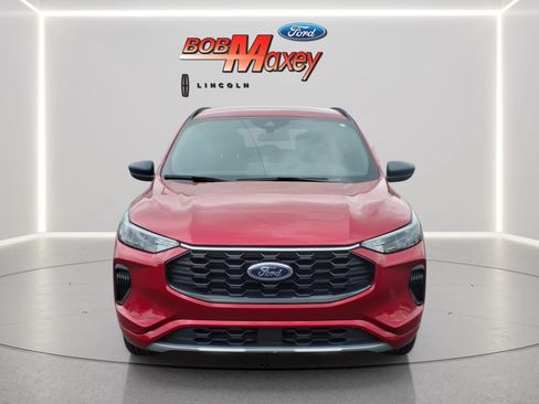 Used 2024 Ford Escape ST-Line w/ Tech Pack #1 AWD/4WD image 2
