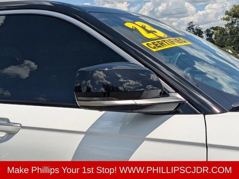 Used 2023 Jeep Grand Cherokee Summit w/ Adv Protech Group IV AWD/4WD image 11