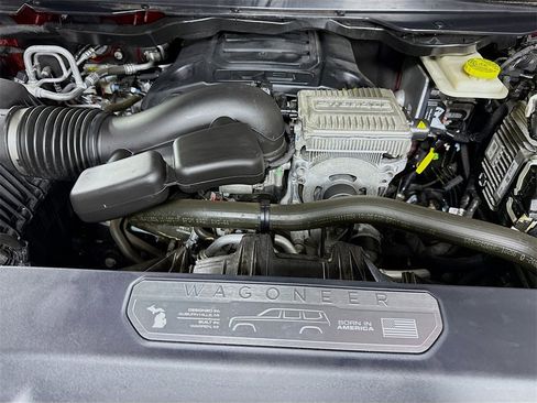 Used 2022 Jeep Wagoneer Series III w/ Premium Group I image 38