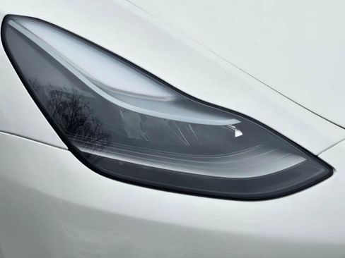 Used 2024 Tesla Model Y Long Range image 24