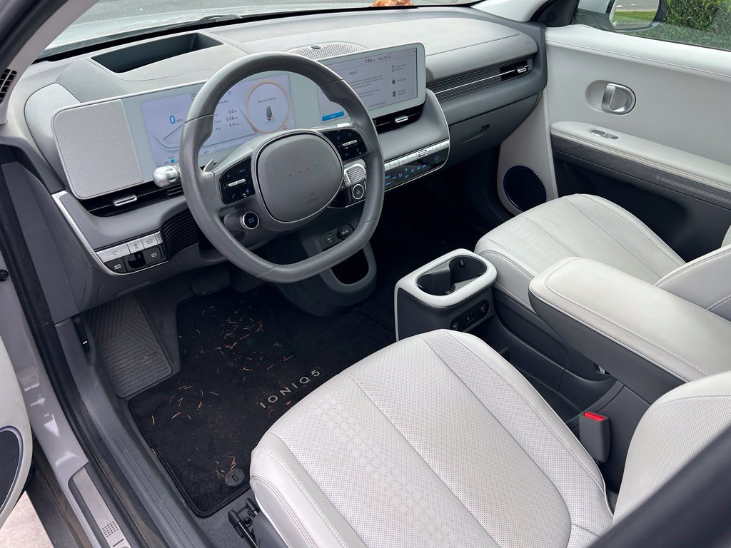 Certified 2024 Hyundai Ioniq 5 Limited AWD/4WD image 12