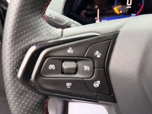 Used 2025 Chevrolet Trax RS w/ Driver Confidence Package image 16