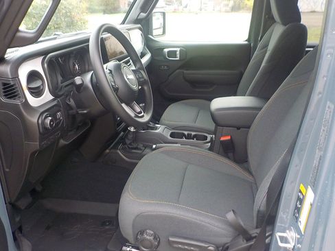 New 2026 Jeep Wrangler Unlimited Sport image 18