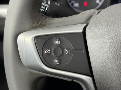 Used 2019 GMC Acadia SLE FWD image 13